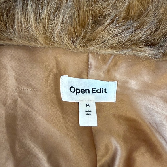 Plush Brown Teddy Jacket with Oversized Collar - Picture 2 of 2